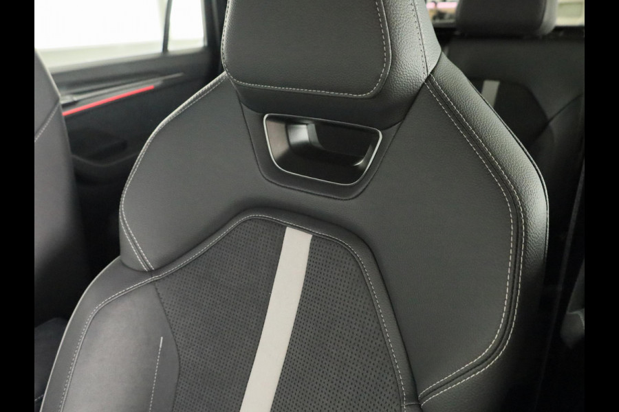 Škoda Kodiaq 1.5 TSI MHEV Sportline Business 7p | Derde zitrij | Light & View | Elek. stoel | Adaptive Cruise | Blind Spot |