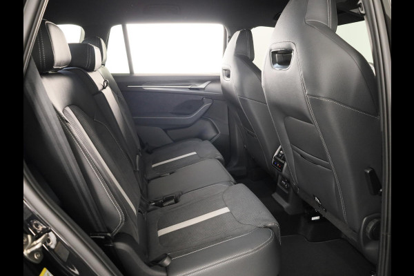 Škoda Kodiaq 1.5 TSI MHEV Sportline Business 7p | Derde zitrij | Light & View | Elek. stoel | Adaptive Cruise | Blind Spot |