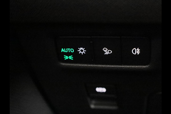 Škoda Kodiaq 1.5 TSI MHEV Sportline Business 7p | Derde zitrij | Light & View | Elek. stoel | Adaptive Cruise | Blind Spot |