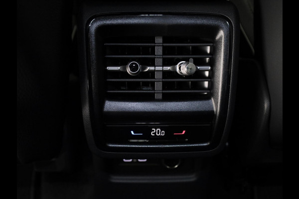 Škoda Kodiaq 1.5 TSI MHEV Sportline Business 7p | Derde zitrij | Light & View | Elek. stoel | Adaptive Cruise | Blind Spot |