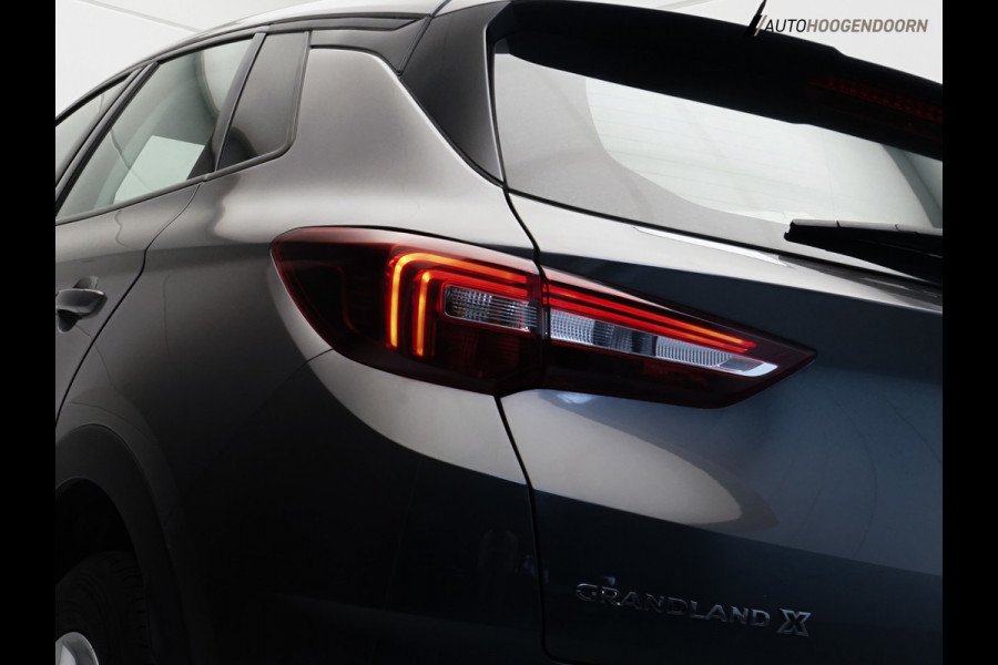 Opel Grandland X 1.2 Turbo Edition Sport (APPLE CARPLAY,PARKEERSENSOREN,CRUISE CONTROL,AIRCO,LANE ASSIST,LM-VELGEN,TOPCONDITIE)