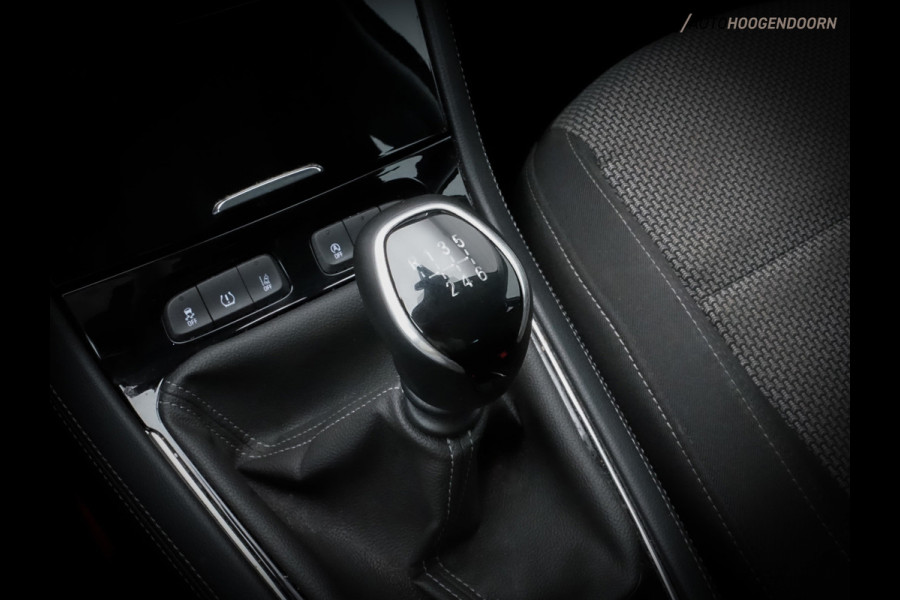 Opel Grandland X 1.2 Turbo Edition Sport (APPLE CARPLAY,PARKEERSENSOREN,CRUISE CONTROL,AIRCO,LANE ASSIST,LM-VELGEN,TOPCONDITIE)