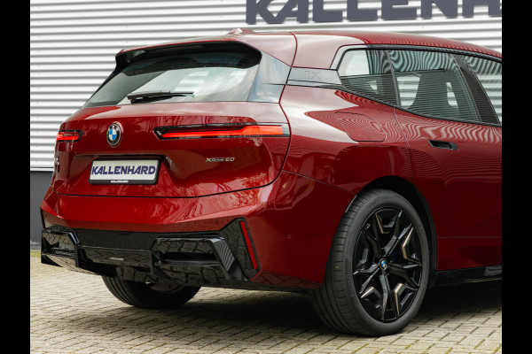 BMW iX xDrive60 112kWh - M-Sport - Trekhaak - ACC- Harman Kardon