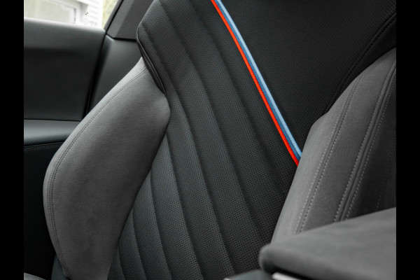 BMW iX xDrive60 112kWh - M-Sport - Trekhaak - ACC- Harman Kardon