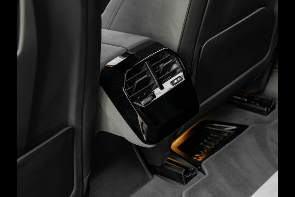 BMW iX xDrive60 112kWh - M-Sport - Trekhaak - ACC- Harman Kardon