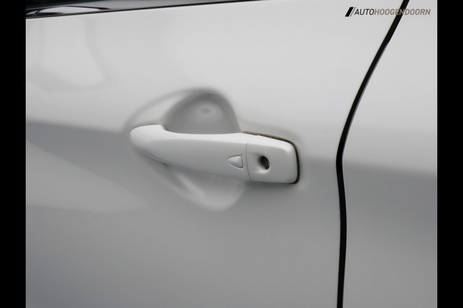 Nissan QASHQAI 1.3 DIG-T Design Edition Luxe (360-CAMERA,PANORAMADAK,KEYLESS,CRUISE CONTROL,NAVIGATIE,PARKEERSENSOREN,TOPCONDITIE)