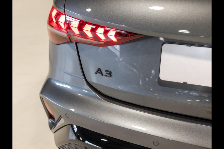 Audi A3 Sportback 35 TFSI 2x S-Line edition / 150pk / Panorama dak / Sonos / Achteruitrij camera /