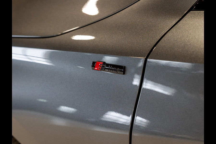 Audi A3 Sportback 35 TFSI 2x S-Line edition / 150pk / Panorama dak / Sonos / Achteruitrij camera /
