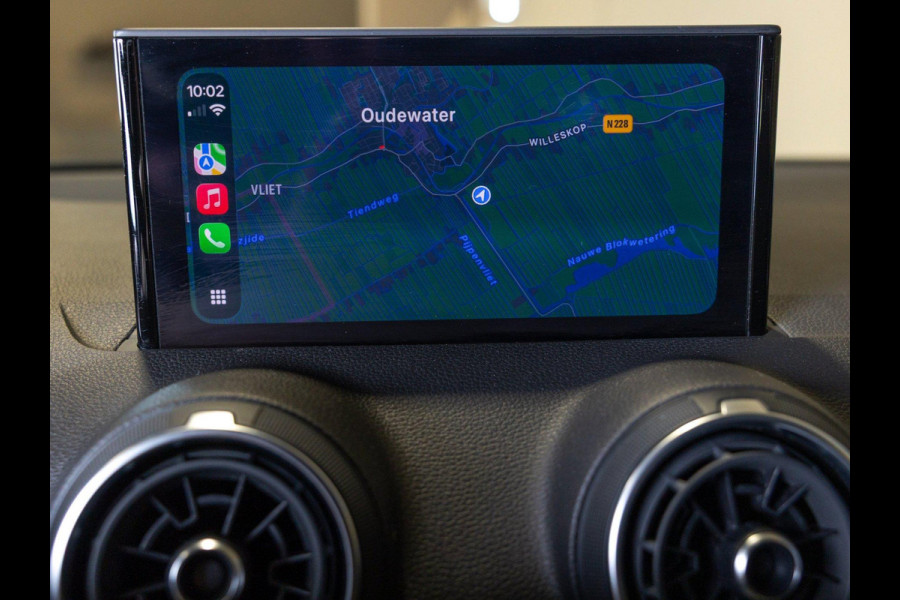 Audi Q2 35 TFSI Advanced edition / 150pk / Stoelverwarming / Adaptieve cruise control / Elektrische achterklep /