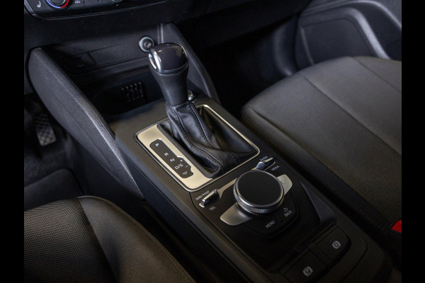 Audi Q2 35 TFSI Advanced edition / 150pk / Stoelverwarming / Adaptieve cruise control / Elektrische achterklep /