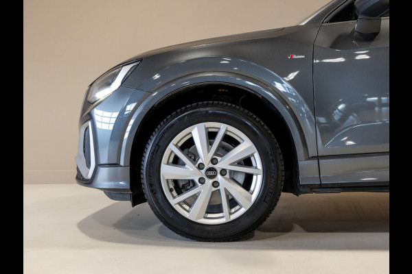 Audi Q2 35 TFSI S-Line Edition / 150pk / Cruise / Trekhaak / Navigatie