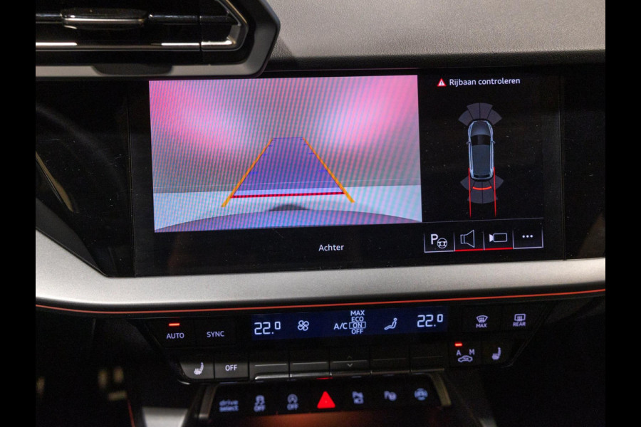 Audi A3 Sportback 35 TFSI 2x S-Line edition / 150pk / Maxton / Panorama dak / Sonos / Achteruitrij camera /
