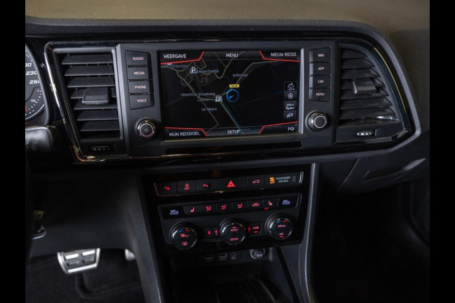 Seat Ateca 150pk / Panoramadak / Achteruitrij camera / Adaptieve cruise control