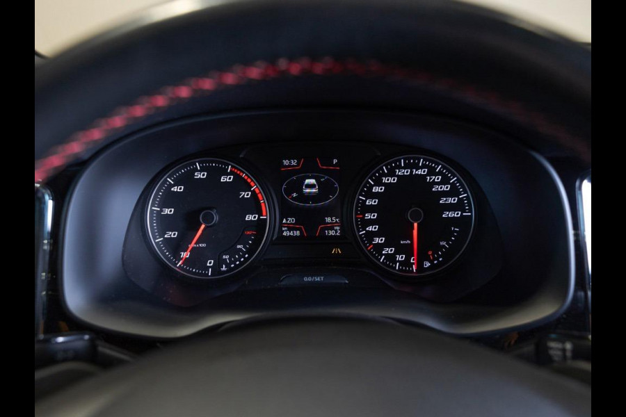 Seat Ateca 150pk / Panoramadak / Achteruitrij camera / Adaptieve cruise control