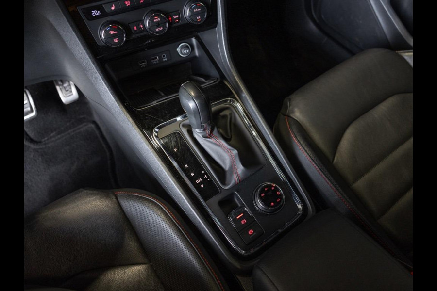 Seat Ateca 150pk / Panoramadak / Achteruitrij camera / Adaptieve cruise control