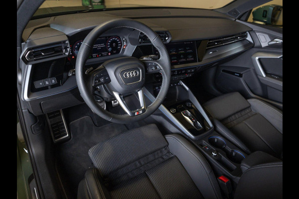 Audi A3 Sportback 35 TFSI 2x S-Line edition / 150pk / Panorama dak / Sonos / Achteruitrij camera /