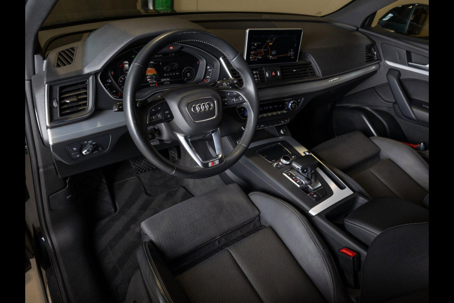 Audi Q5 55 TFSI e S-Line edition / 368pk / Panorama dak / Keyless / Stoelverwarming /