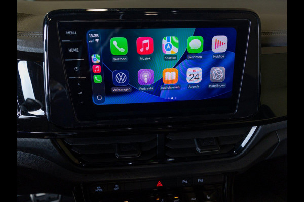 Volkswagen T-Roc Cabrio 1.5 TSI 2x R-Line / 150pk / Leder / Beats / Achteruitrij camera / Stoel en stuur verwarming /