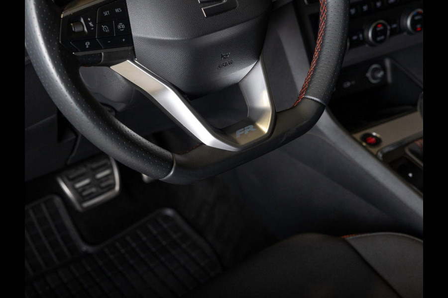 Seat Ateca 1.5 TSI FR Business Intense / 150pk / Panorama dak / Achteruitrij camera / Stoel en stuur verwarming /