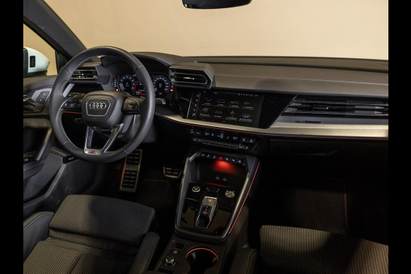 Audi A3 Sportback 35 TFSI S-Line edition / 150pk / Panorama dak / Sonos / Achteruitrij camera /