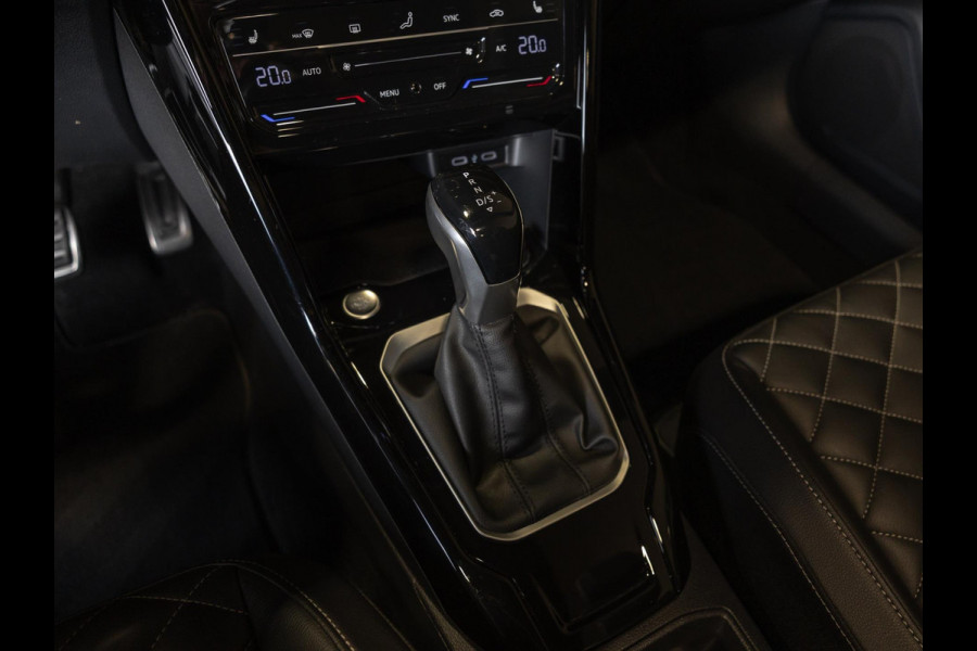 Volkswagen T-Roc Cabrio 1.5 TSI 3x R-Line / 150pk / Beats / Leder / Stoel en stuur verwarming /