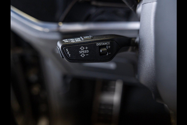 Audi Q3 45 TFSI quattro 2x S Line / 230pk / Panorama dak / B&O / Keyless / Achteruitrij camera /