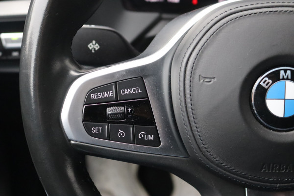 BMW 1-serie 118i 140PK Automaat Executive Edition M-Sport Sportstoelen/Parkeerhulp/Navigatie/Cruise-control