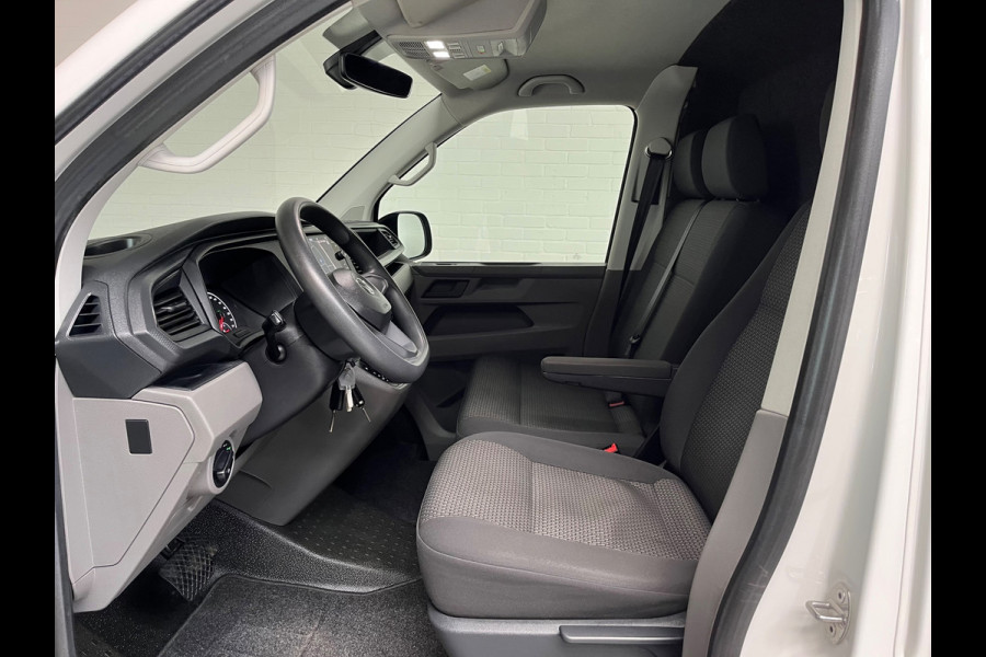 Volkswagen Transporter Automaat DSG Servicewagen 2.0 TDI 150pk L2H1 3Persoons Sortimo Inrichting, Airco, Navigatie, RIJKLAARPRIJS!