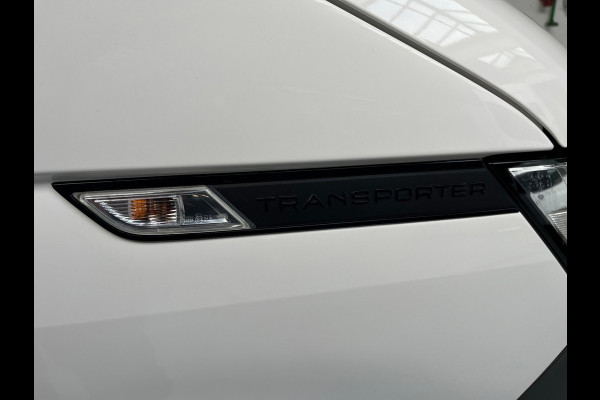 Volkswagen Transporter Automaat DSG Servicewagen 2.0 TDI 150pk L2H1 3Persoons Sortimo Inrichting, Airco, Navigatie, RIJKLAARPRIJS!
