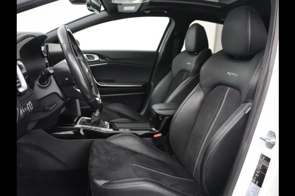 Kia ProCeed 1.0 T-GDI GT-Line | Panoramadak | Stoelverwarming | Leder/Alcantara | Carplay | Camera | Keyless | Full LED | Sportstoelen | Navigatie | Stuurverwarming | Climate control | Parkeerhulp | Cruise control