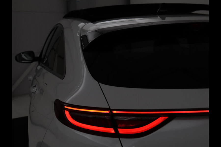 Kia ProCeed 1.0 T-GDI GT-Line | Panoramadak | Stoelverwarming | Leder/Alcantara | Carplay | Camera | Keyless | Full LED | Sportstoelen | Navigatie | Stuurverwarming | Climate control | Parkeerhulp | Cruise control
