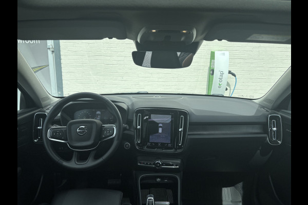 Volvo XC40 1.5 T5 Plug-in hybrid Ultimate Bright | Panorama dak | Adaptieve cruise | Blis | Memory | Leder |