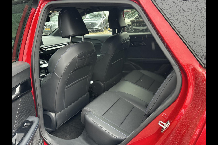 MG Mg4 electric Luxury 64 kWh SOH 97% | 7.000KM! |360 CAMERA| 7 JAAR MG GARANTIE T/M 04-2031| ELEK. STOEL| DODE HOEK SENSOR| STOEL + STUURVERWARMING| ADAPTIVE CRUISE CONTROL