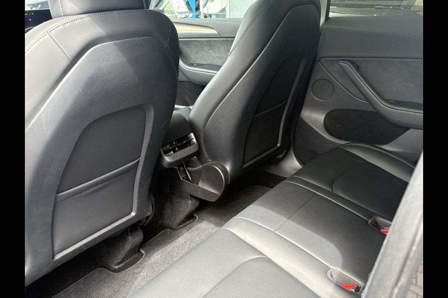 Tesla Model Y RWD 58 kWh | 43.000 KM | SOH 92,8% | AutoPilot | Panoramadak |