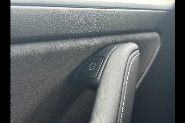 Tesla Model Y RWD 58 kWh | 43.000 KM | SOH 92,8% | AutoPilot | Panoramadak |