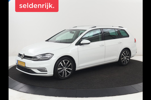 Volkswagen Golf 1.5 TSI Highline | Carplay | Full LED | Trekhaak | Camera | Adaptive cruise | Navigatie | Parkeerhulp | Virtual Cockpit | Climate control | Bluetooth | Getint glas