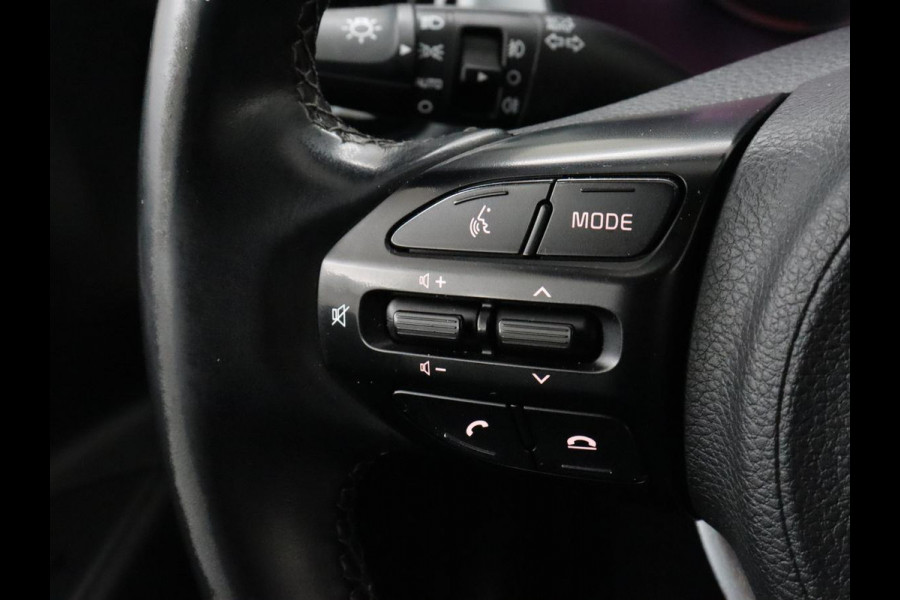 Kia Stonic 1.0 T-GDi MHEV DynamicPlusLine | Carplay | Adaptive cruise | Camera | Navigatie | Keyless | Climate control | Parkeerhulp | Bluetooth
