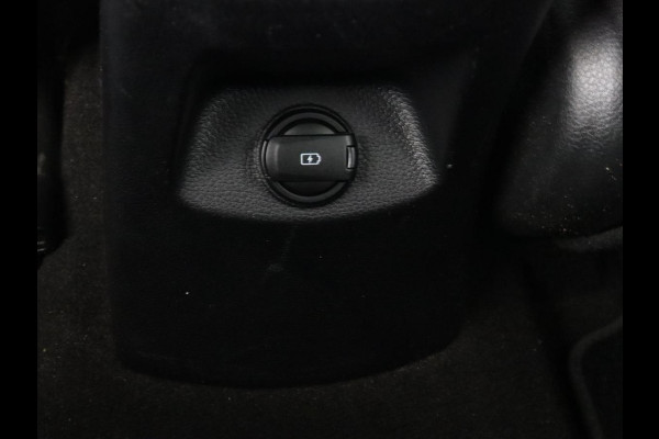Kia Stonic 1.0 T-GDi MHEV DynamicPlusLine | Carplay | Adaptive cruise | Camera | Navigatie | Keyless | Climate control | Parkeerhulp | Bluetooth