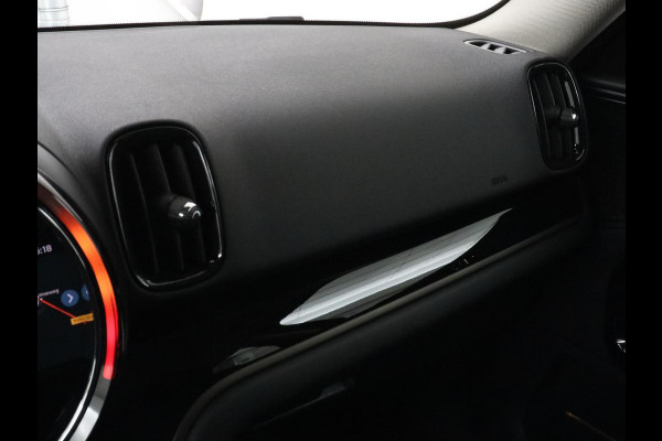 MINI Countryman 1.5 Cooper S E ALL4 Business Edition | SOH 91,5% | Leder/Alcantara | Carplay | Memory | Navigatie | Full LED | Climate control | Parkeerhulp | Cruise control | Bluetooth | PHEV | Plug In