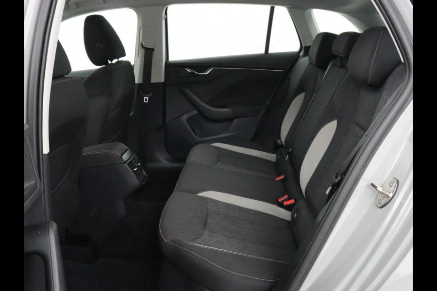 Škoda SCALA 1.0 TSI Business Edition | Stoelverwarming | Virtual Cockpit | Keyless | Carplay | Navigatie | Parkeerhulp | Climate control | Bluetooth | Cruise control