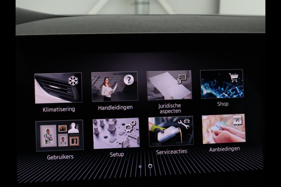 Škoda SCALA 1.0 TSI Business Edition | Stoelverwarming | Virtual Cockpit | Keyless | Carplay | Navigatie | Parkeerhulp | Climate control | Bluetooth | Cruise control