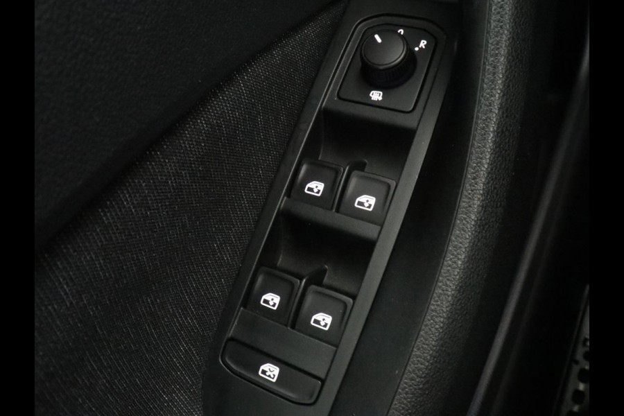 Škoda SCALA 1.0 TSI Business Edition | Stoelverwarming | Virtual Cockpit | Keyless | Carplay | Navigatie | Parkeerhulp | Climate control | Bluetooth | Cruise control