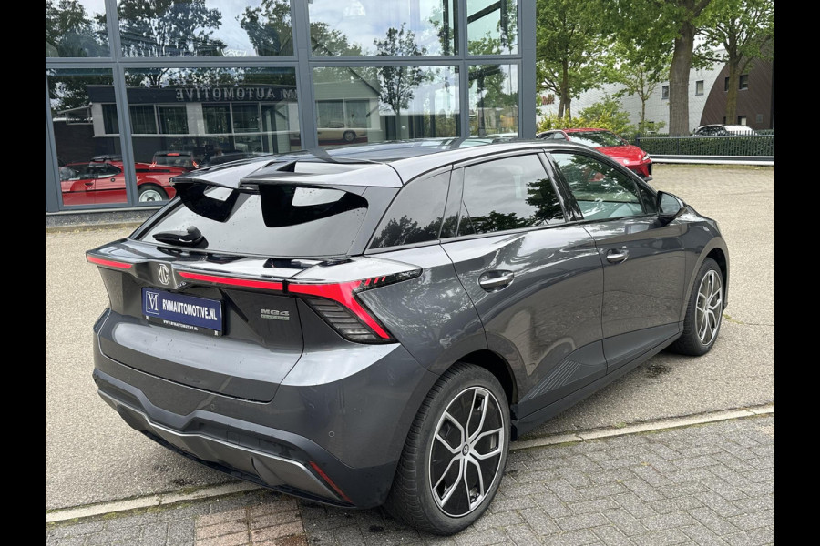 MG Mg4 electric Luxury 64 kWh SOH 97%  |360 CAMERA| 7 JAAR MG GARANTIE T/M 02-2031| ELEK. STOEL| DODE HOEK SENSOR| STOEL + STUURVERWARMING| ADAPTIVE CRUISE CONTROL