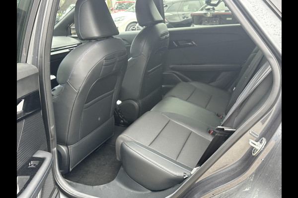 MG Mg4 electric Luxury 64 kWh SOH 97%  |360 CAMERA| 7 JAAR MG GARANTIE T/M 02-2031| ELEK. STOEL| DODE HOEK SENSOR| STOEL + STUURVERWARMING| ADAPTIVE CRUISE CONTROL