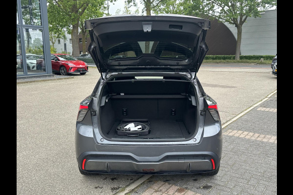 MG Mg4 electric Luxury 64 kWh SOH 97%  |360 CAMERA| 7 JAAR MG GARANTIE T/M 02-2031| ELEK. STOEL| DODE HOEK SENSOR| STOEL + STUURVERWARMING| ADAPTIVE CRUISE CONTROL