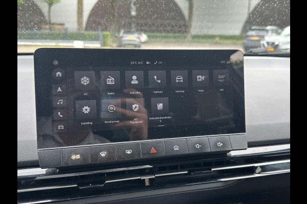 MG Mg4 electric Luxury 64 kWh SOH 97%  |360 CAMERA| 7 JAAR MG GARANTIE T/M 02-2031| ELEK. STOEL| DODE HOEK SENSOR| STOEL + STUURVERWARMING| ADAPTIVE CRUISE CONTROL