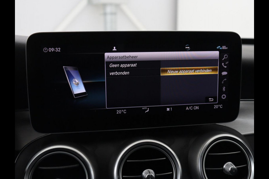 Mercedes-Benz C-Klasse 160 AMG Limited | Stoelverwarming | Leder/Alcantara | Trekhaak | Camera | Park Assist | Navigatie | Digitale Cockpit | Climate control | Cruise control | 18'' | Bluetooth