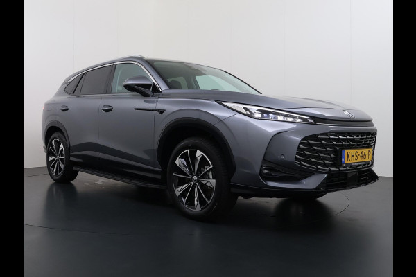 MG HS 1.5 TGDI Luxury PHEV VAN: 39.900,- VOOR: 34.440,- UW WKVOORDEEL: 5.460,- | PLUG-IN HYBRIDE | 272PK NIEUWE AUTO | >1.000 KM TOTAAL BEREIK | 1E REGISTRATIE 03-2026 | 360° CAMERA | ELEKTRISCHE ACHTERKLEP | 7 JAAR MG GARANTIE T/M 2033 | APPLE CARPLAY | ANDROID AUTO | STOELVERWARMING | FULL LED | ELEKTRISCHE STOELEN