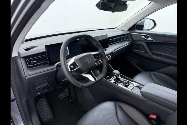 MG HS 1.5 TGDI Luxury PHEV VAN: 39.900,- VOOR: 34.440,- UW WKVOORDEEL: 5.460,- | PLUG-IN HYBRIDE | 272PK NIEUWE AUTO | >1.000 KM TOTAAL BEREIK | 1E REGISTRATIE 03-2026 | 360° CAMERA | ELEKTRISCHE ACHTERKLEP | 7 JAAR MG GARANTIE T/M 2033 | APPLE CARPLAY | ANDROID AUTO | STOELVERWARMING | FULL LED | ELEKTRISCHE STOELEN