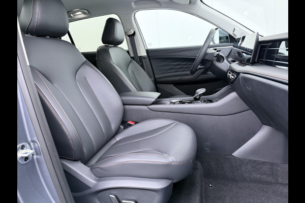MG HS 1.5 TGDI Luxury PHEV VAN: 39.900,- VOOR: 34.440,- UW WKVOORDEEL: 5.460,- | PLUG-IN HYBRIDE | 272PK NIEUWE AUTO | >1.000 KM TOTAAL BEREIK | 1E REGISTRATIE 03-2026 | 360° CAMERA | ELEKTRISCHE ACHTERKLEP | 7 JAAR MG GARANTIE T/M 2033 | APPLE CARPLAY | ANDROID AUTO | STOELVERWARMING | FULL LED | ELEKTRISCHE STOELEN